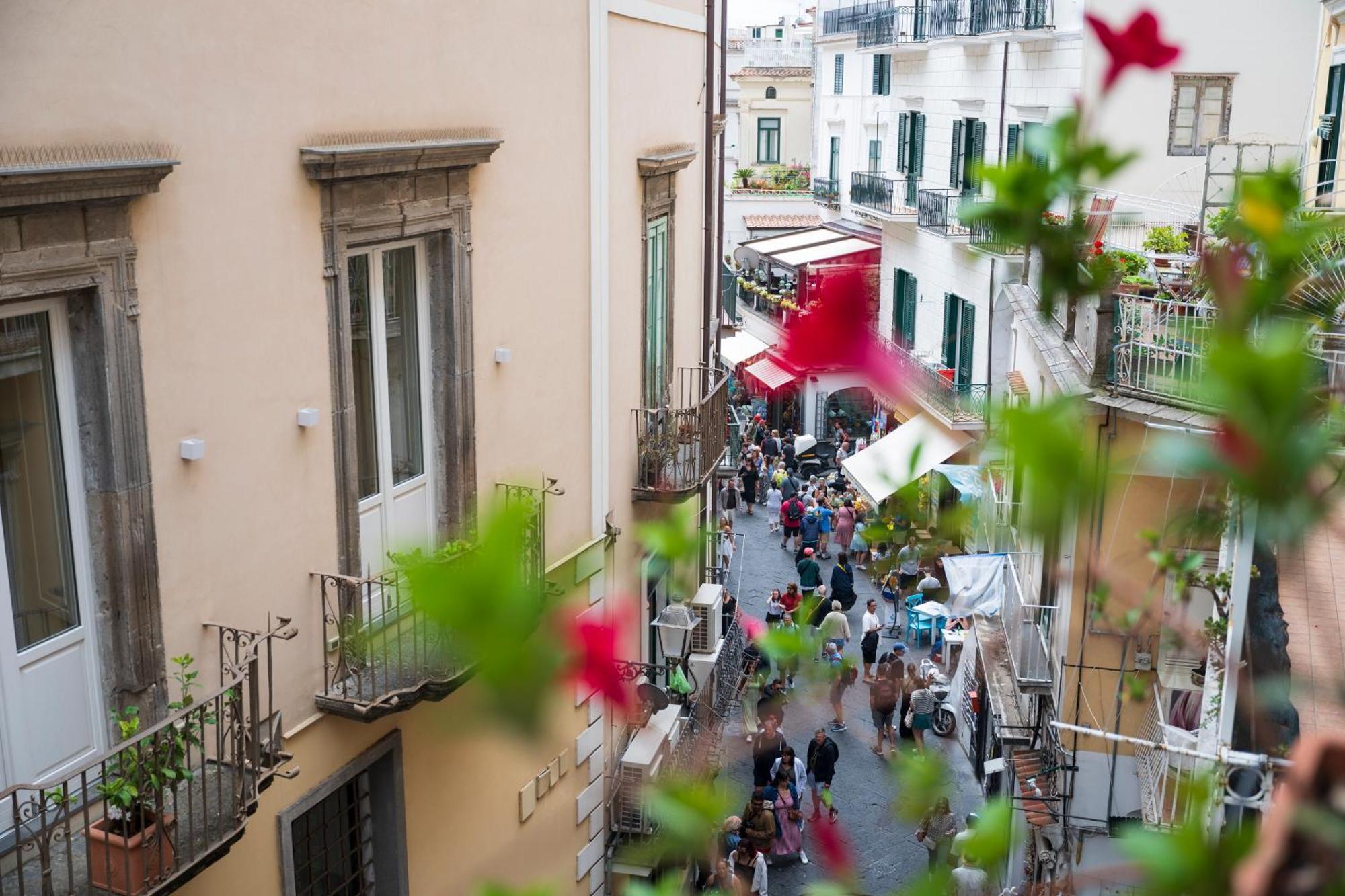 Aparthotel Antica Repubblica In Amalfi Center At 100Mt From The Sea Exterior photo